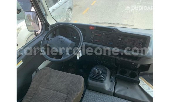 Buy Import Toyota Coaster White Car in Import - Dubai in Kailahun Buy Import Toyota Coaster White Car in Import - Dubai in Kailahun