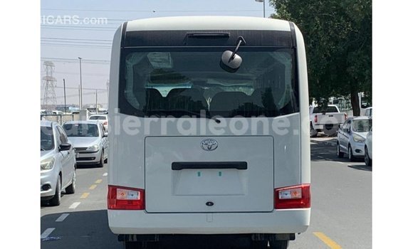 Buy Import Toyota Coaster White Car in Import - Dubai in Kailahun Buy Import Toyota Coaster White Car in Import - Dubai in Kailahun