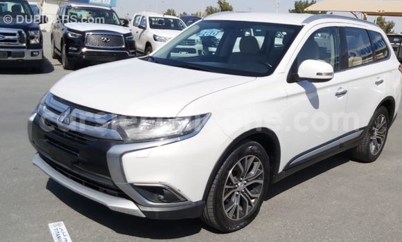 Buy Import Mitsubishi Outlander White Car in Import - Dubai in Kailahun Buy Import Mitsubishi Outlander White Car in Import - Dubai in Kailahun