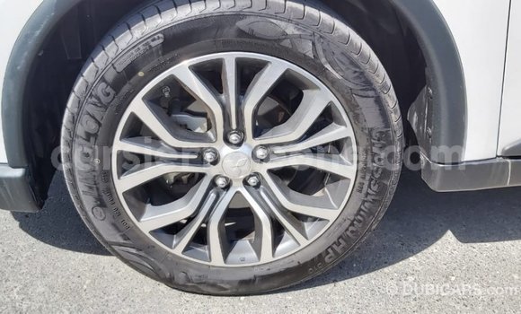 Buy Import Mitsubishi Outlander White Car in Import - Dubai in Kailahun Buy Import Mitsubishi Outlander White Car in Import - Dubai in Kailahun