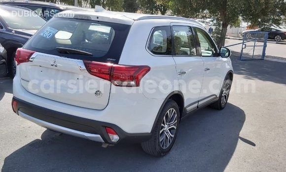 Buy Import Mitsubishi Outlander White Car in Import - Dubai in Kailahun Buy Import Mitsubishi Outlander White Car in Import - Dubai in Kailahun