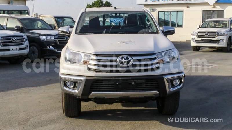 Big with watermark toyota hilux kailahun import dubai 6154