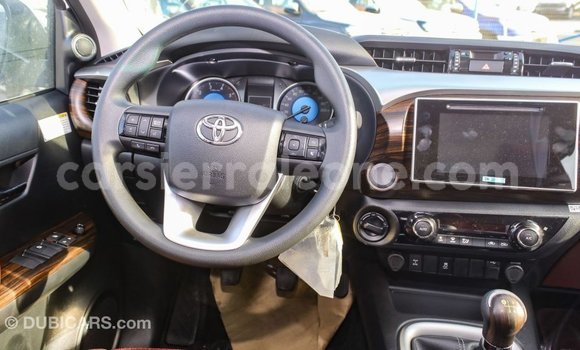 Buy Import Toyota Hilux White Car in Import - Dubai in Kailahun Buy Import Toyota Hilux White Car in Import - Dubai in Kailahun