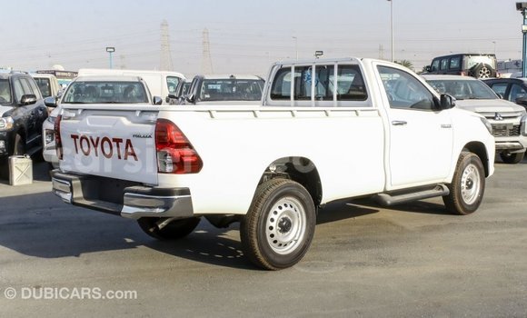 Buy Import Toyota Hilux White Car in Import - Dubai in Kailahun Buy Import Toyota Hilux White Car in Import - Dubai in Kailahun