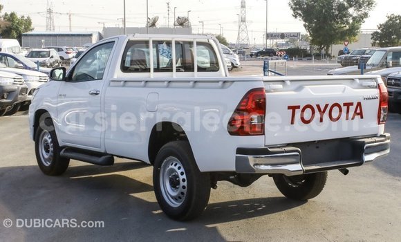 Buy Import Toyota Hilux White Car in Import - Dubai in Kailahun Buy Import Toyota Hilux White Car in Import - Dubai in Kailahun