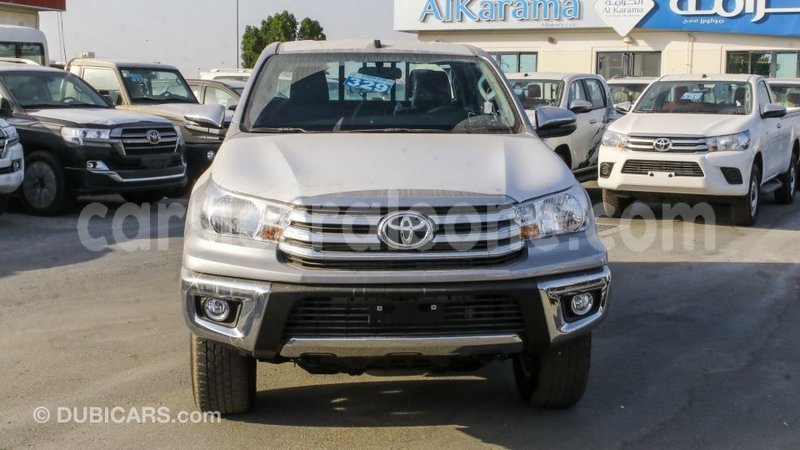 Big with watermark toyota hilux kailahun import dubai 6156