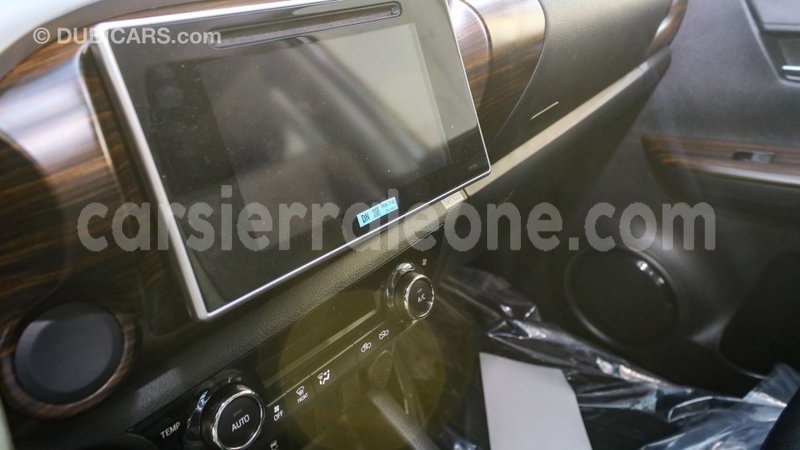 Big with watermark toyota hilux kailahun import dubai 6156