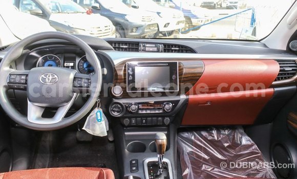 Buy Import Toyota Hilux White Car in Import - Dubai in Kailahun Buy Import Toyota Hilux White Car in Import - Dubai in Kailahun
