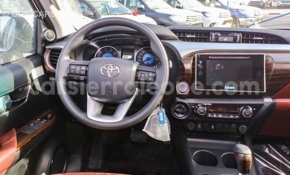 Buy Import Toyota Hilux White Car in Import - Dubai in Kailahun Buy Import Toyota Hilux White Car in Import - Dubai in Kailahun