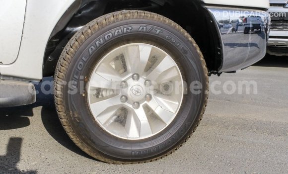 Buy Import Toyota Hilux White Car in Import - Dubai in Kailahun Buy Import Toyota Hilux White Car in Import - Dubai in Kailahun
