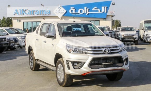 Buy Import Toyota Hilux White Car in Import - Dubai in Kailahun Buy Import Toyota Hilux White Car in Import - Dubai in Kailahun