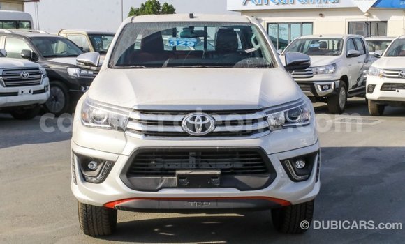 Buy Import Toyota Hilux White Car in Import - Dubai in Kailahun Buy Import Toyota Hilux White Car in Import - Dubai in Kailahun