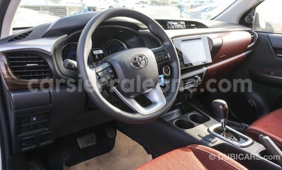 Buy Import Toyota Hilux White Car in Import - Dubai in Kailahun Buy Import Toyota Hilux White Car in Import - Dubai in Kailahun