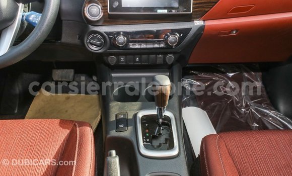 Buy Import Toyota Hilux White Car in Import - Dubai in Kailahun Buy Import Toyota Hilux White Car in Import - Dubai in Kailahun