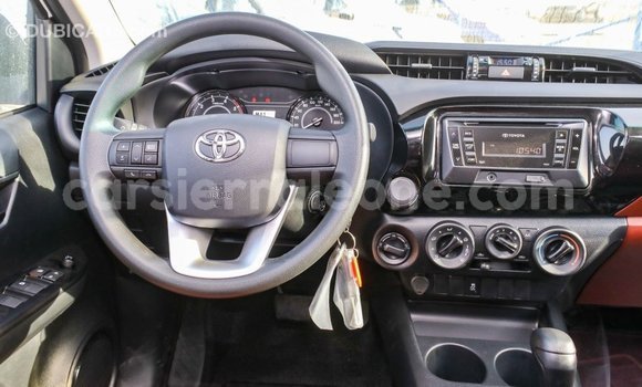 Buy Import Toyota Hilux White Car in Import - Dubai in Kailahun Buy Import Toyota Hilux White Car in Import - Dubai in Kailahun