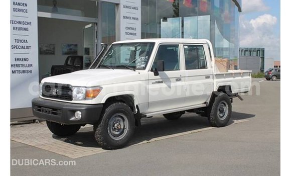 Buy Import Toyota Land Cruiser White Car in Import - Dubai in Kailahun Buy Import Toyota Land Cruiser White Car in Import - Dubai in Kailahun