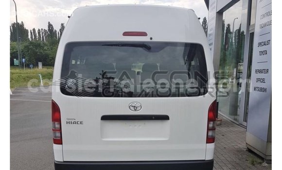 Buy Import Toyota Hiace White Car in Import - Dubai in Kailahun Buy Import Toyota Hiace White Car in Import - Dubai in Kailahun