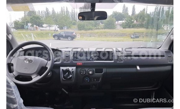 Buy Import Toyota Hiace White Car in Import - Dubai in Kailahun Buy Import Toyota Hiace White Car in Import - Dubai in Kailahun