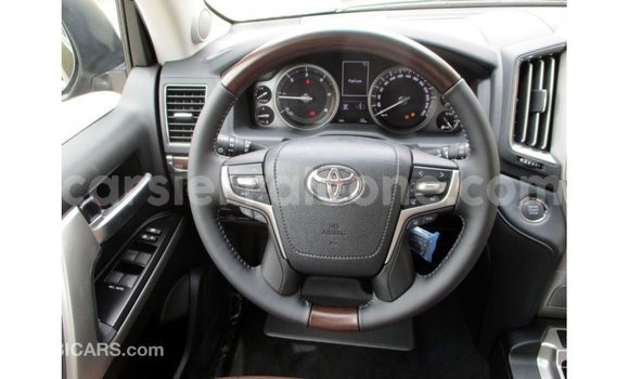 Buy Import Toyota Land Cruiser Black Car in Import - Dubai in Kailahun Buy Import Toyota Land Cruiser Black Car in Import - Dubai in Kailahun