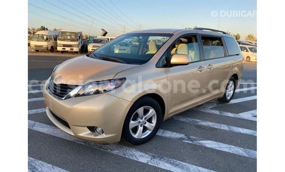 Buy Import Toyota Sienna Other Car in Import - Dubai in Kailahun Buy Import Toyota Sienna Other Car in Import - Dubai in Kailahun