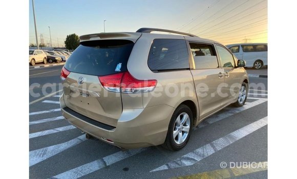 Buy Import Toyota Sienna Other Car in Import - Dubai in Kailahun Buy Import Toyota Sienna Other Car in Import - Dubai in Kailahun