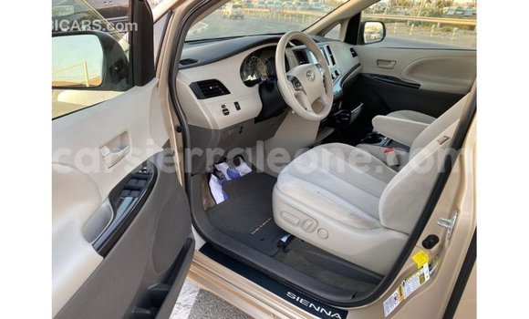 Buy Import Toyota Sienna Other Car in Import - Dubai in Kailahun Buy Import Toyota Sienna Other Car in Import - Dubai in Kailahun
