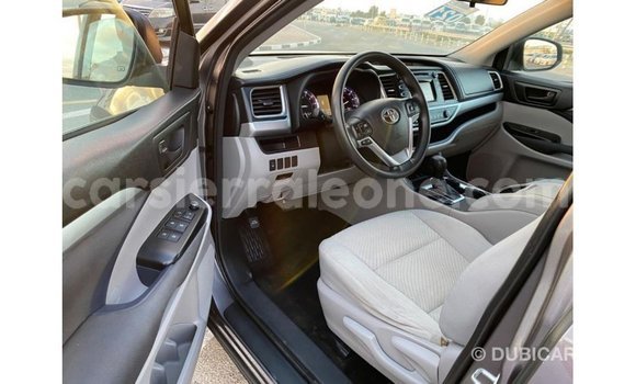 Buy Import Toyota Highlander Other Car in Import - Dubai in Kailahun Buy Import Toyota Highlander Other Car in Import - Dubai in Kailahun