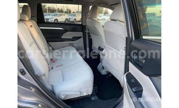 Buy Import Toyota Highlander Other Car in Import - Dubai in Kailahun Buy Import Toyota Highlander Other Car in Import - Dubai in Kailahun