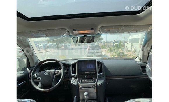 Buy Import Toyota Land Cruiser Black Car in Import - Dubai in Kailahun Buy Import Toyota Land Cruiser Black Car in Import - Dubai in Kailahun