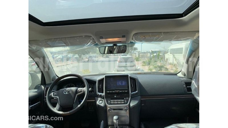 Big with watermark toyota land cruiser kailahun import dubai 6190