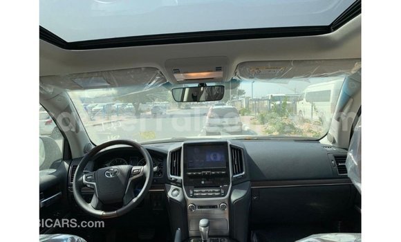 Buy Import Toyota Land Cruiser Black Car in Import - Dubai in Kailahun Buy Import Toyota Land Cruiser Black Car in Import - Dubai in Kailahun