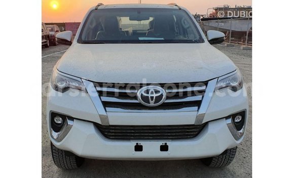 Buy Import Toyota Fortuner White Car in Import - Dubai in Kailahun Buy Import Toyota Fortuner White Car in Import - Dubai in Kailahun