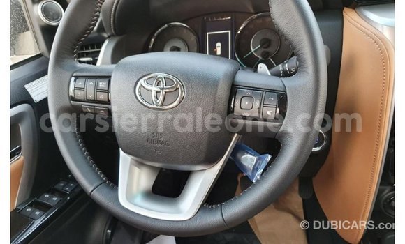 Buy Import Toyota Fortuner White Car in Import - Dubai in Kailahun Buy Import Toyota Fortuner White Car in Import - Dubai in Kailahun
