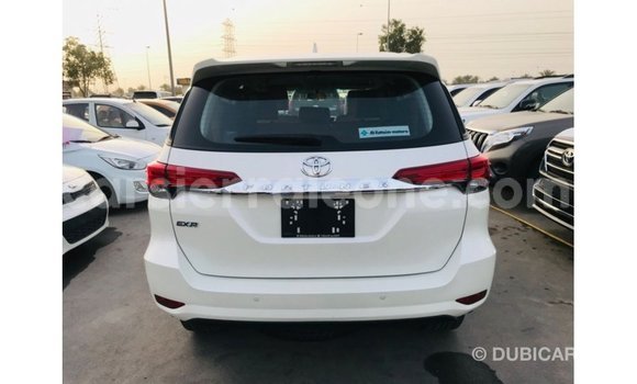 Buy Import Toyota Fortuner White Car in Import - Dubai in Kailahun Buy Import Toyota Fortuner White Car in Import - Dubai in Kailahun