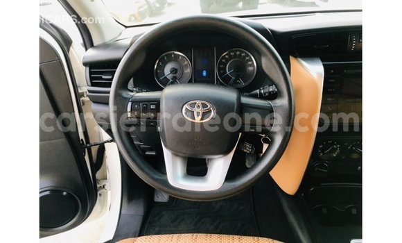 Buy Import Toyota Fortuner White Car in Import - Dubai in Kailahun Buy Import Toyota Fortuner White Car in Import - Dubai in Kailahun