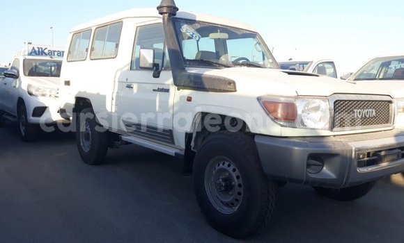 Buy Import Toyota Land Cruiser White Car in Import - Dubai in Kailahun Buy Import Toyota Land Cruiser White Car in Import - Dubai in Kailahun