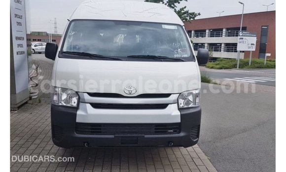 Buy Import Toyota Hiace White Car in Import - Dubai in Kailahun Buy Import Toyota Hiace White Car in Import - Dubai in Kailahun