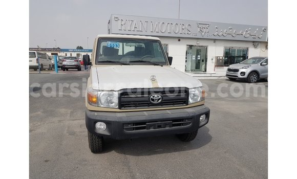 Buy Import Toyota Land Cruiser Beige Car in Import - Dubai in Kailahun Buy Import Toyota Land Cruiser Beige Car in Import - Dubai in Kailahun