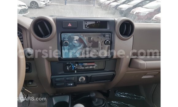 Buy Import Toyota Land Cruiser Beige Car in Import - Dubai in Kailahun Buy Import Toyota Land Cruiser Beige Car in Import - Dubai in Kailahun