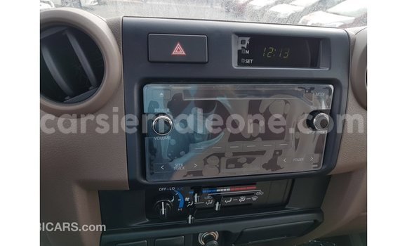 Buy Import Toyota Land Cruiser Beige Car in Import - Dubai in Kailahun Buy Import Toyota Land Cruiser Beige Car in Import - Dubai in Kailahun