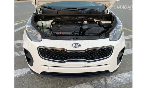 Buy Import Kia Sportage White Car in Import - Dubai in Kailahun Buy Import Kia Sportage White Car in Import - Dubai in Kailahun
