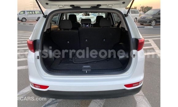 Buy Import Kia Sportage White Car in Import - Dubai in Kailahun Buy Import Kia Sportage White Car in Import - Dubai in Kailahun