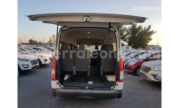 Buy Import Toyota Hiace White Car in Import - Dubai in Kailahun Buy Import Toyota Hiace White Car in Import - Dubai in Kailahun