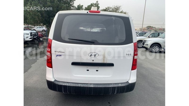 Big with watermark hyundai cargo kailahun import dubai 6237