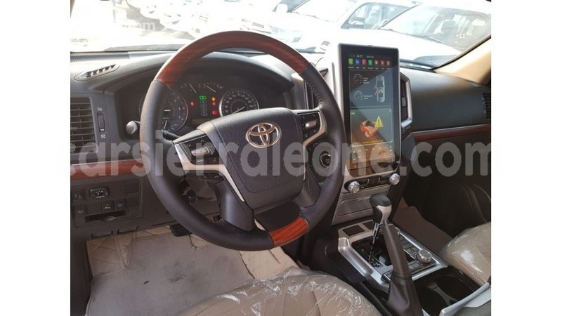 Big with watermark toyota land cruiser kailahun import dubai 6238