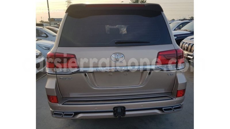 Big with watermark toyota land cruiser kailahun import dubai 6238