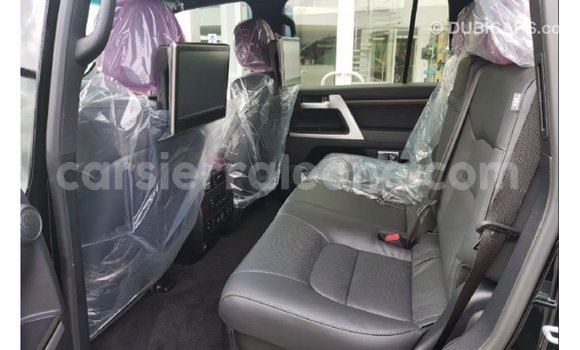 Buy Import Toyota Land Cruiser Black Car in Import - Dubai in Kailahun Buy Import Toyota Land Cruiser Black Car in Import - Dubai in Kailahun