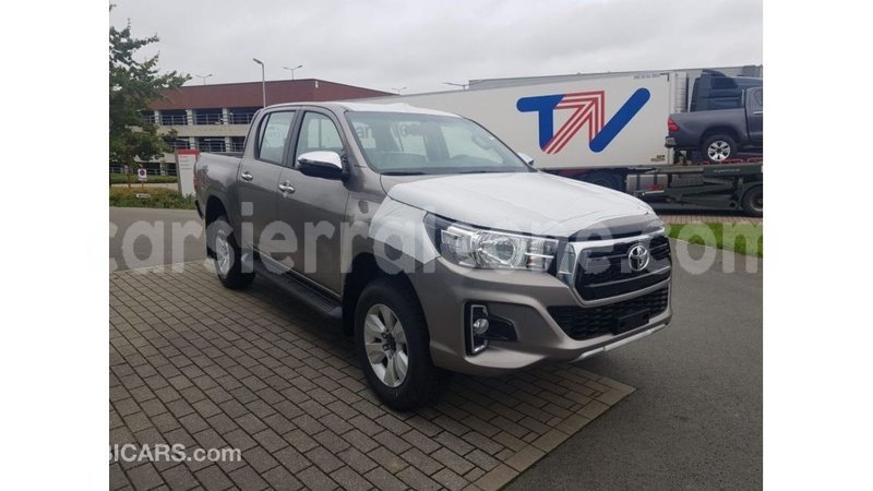 Big with watermark toyota hilux kailahun import dubai 6241