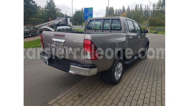 Big with watermark toyota hilux kailahun import dubai 6241