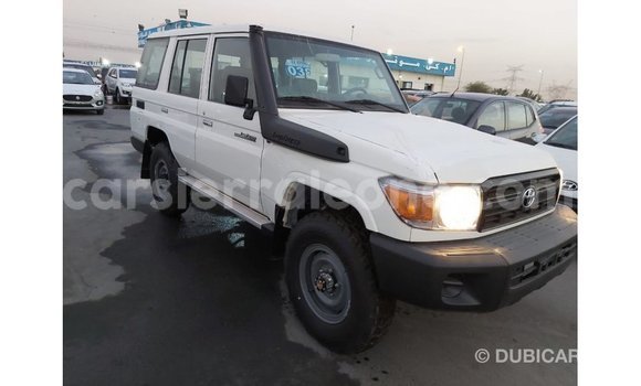 Buy Import Toyota Land Cruiser White Car in Import - Dubai in Kailahun Buy Import Toyota Land Cruiser White Car in Import - Dubai in Kailahun